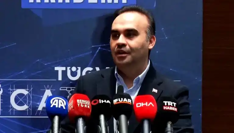 Kacır: Ay'a Gidiyoruz!